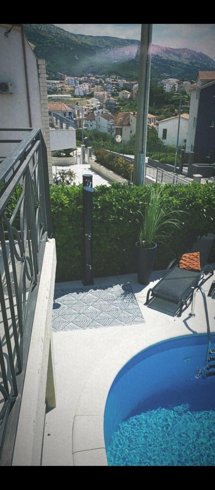 Apartments Villa 9 ポドストラナ エクステリア 写真